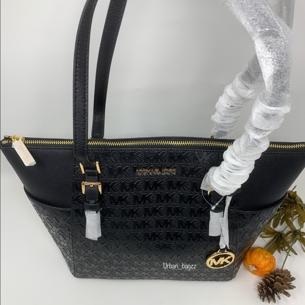 Michael Kors Charlotte Large Top Zip Tote - Picture 3 of 8
